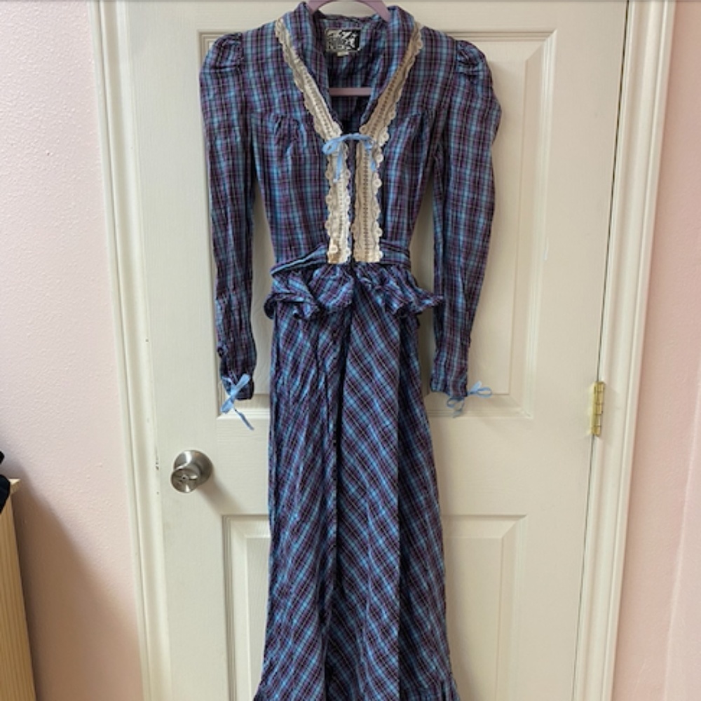 Vintage 1970s Foxy Lady blue purple peplum prairie maxi dress